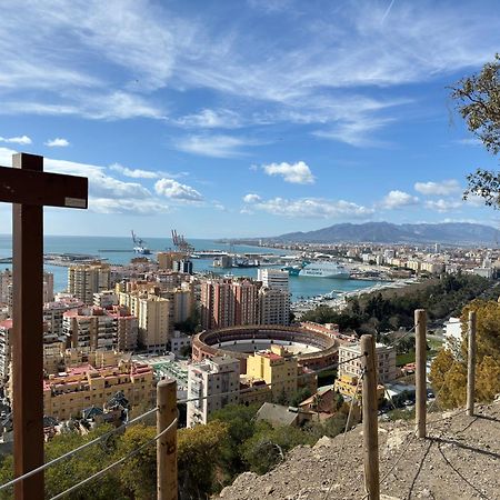 Apto Boutique En La Malagueta Малага Екстер'єр фото